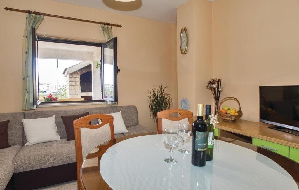 Dinko Apartment Stobrec Bagian luar foto