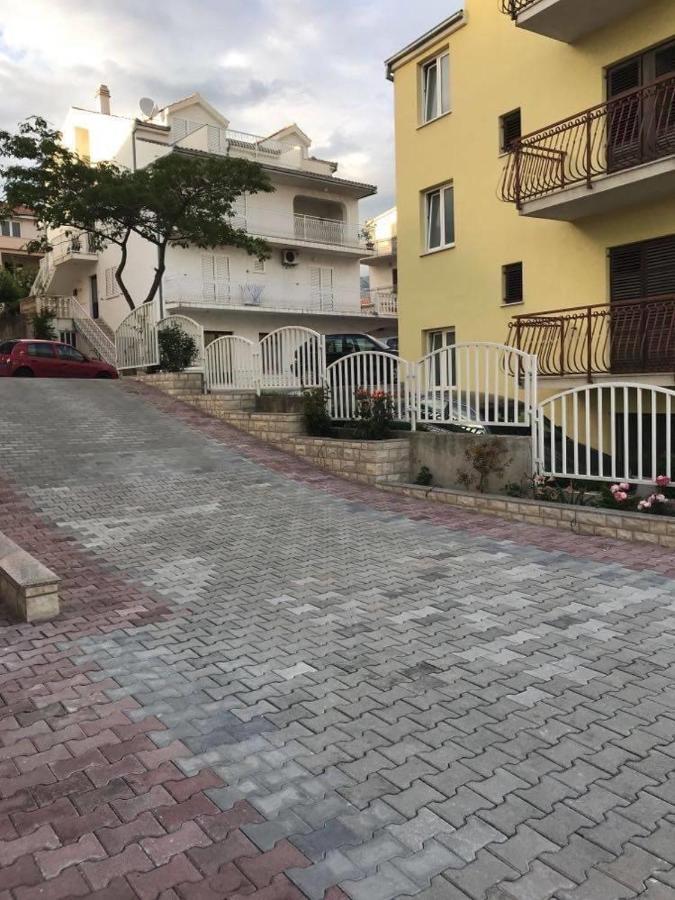 Dinko Apartment Stobrec Bagian luar foto
